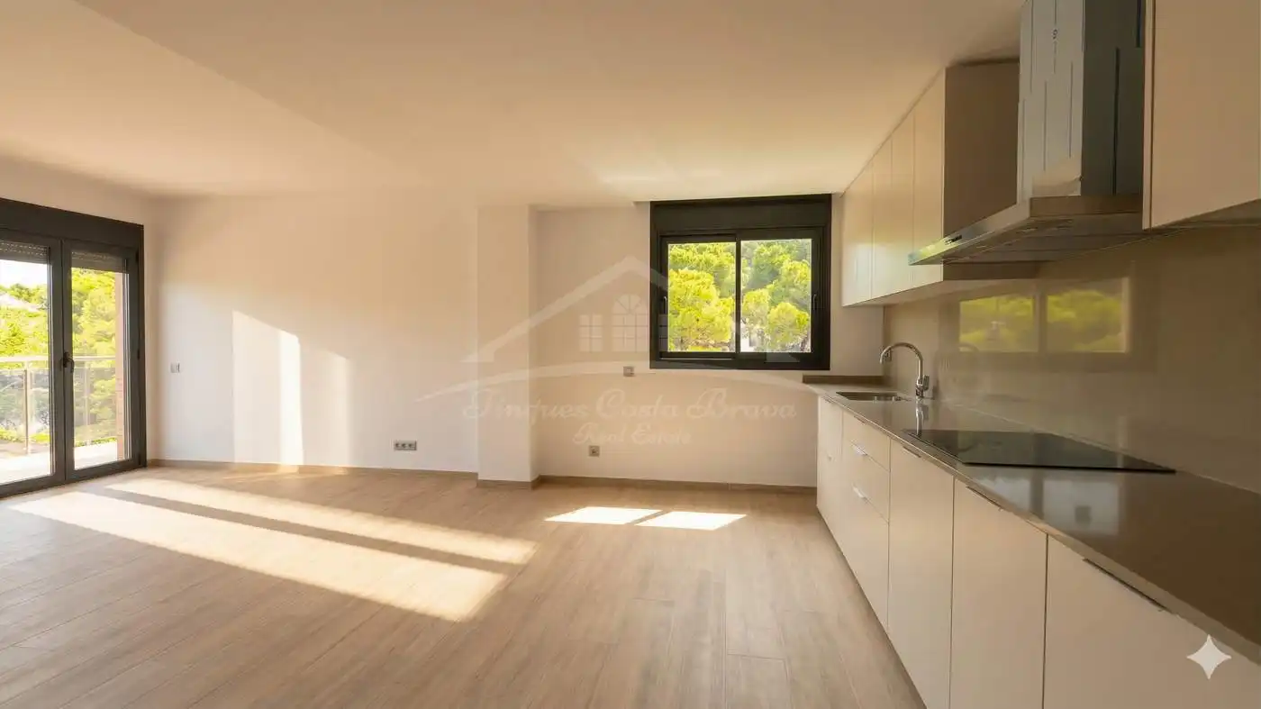 Cocina de Apartamento en venta en Pals con Aire acondicionado, Calefacción y Jardín privado