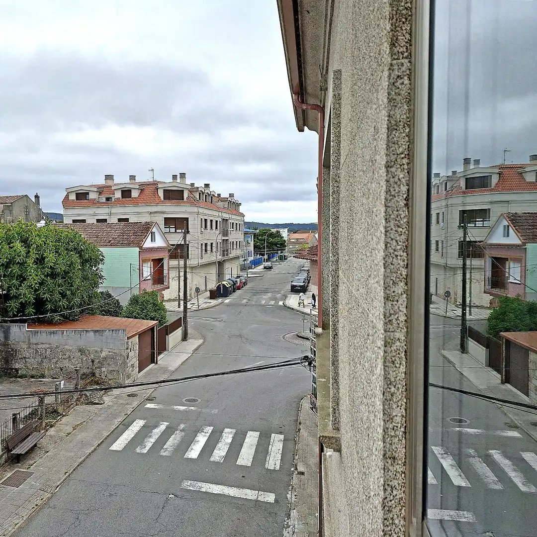 Vista exterior de Pis en venda en Vilanova de Arousa amb Traster, Moblat i Balcó