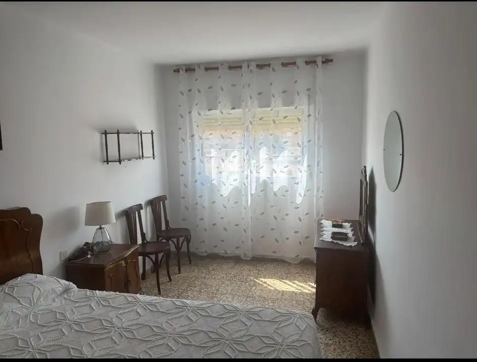 Habitación de Piso en venta en Almería con Aire acondicionado y Balcón
