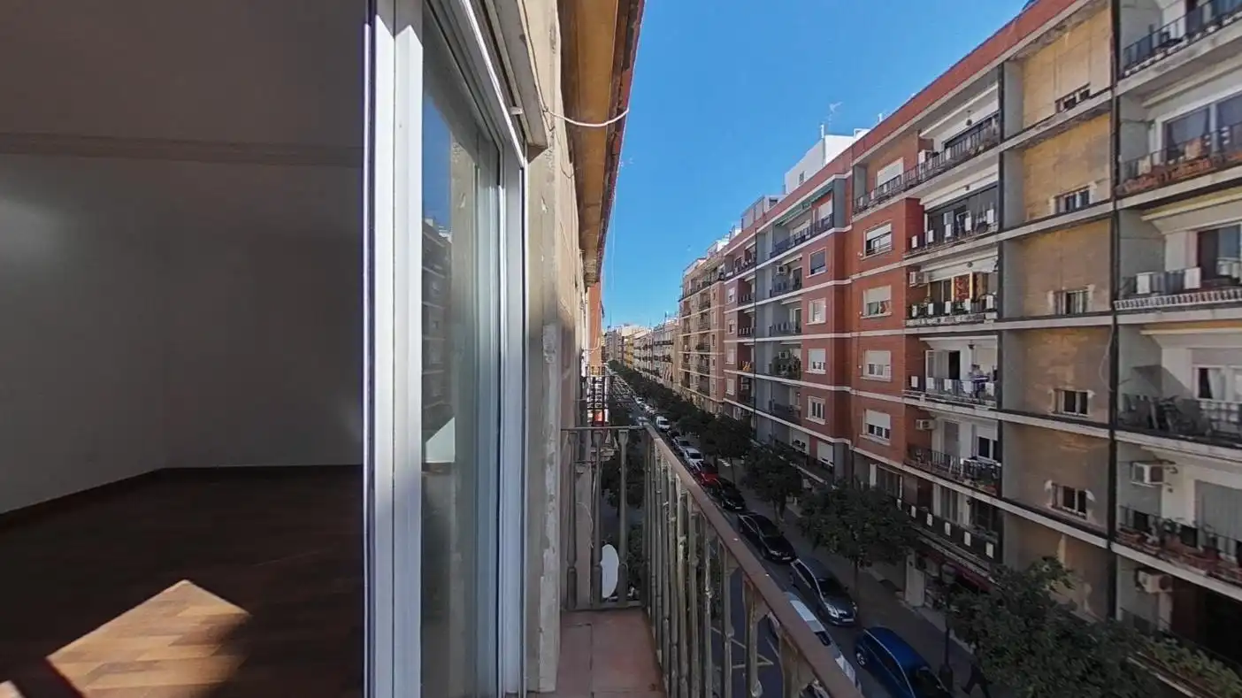 Vista exterior de Pis en venda en Valencia