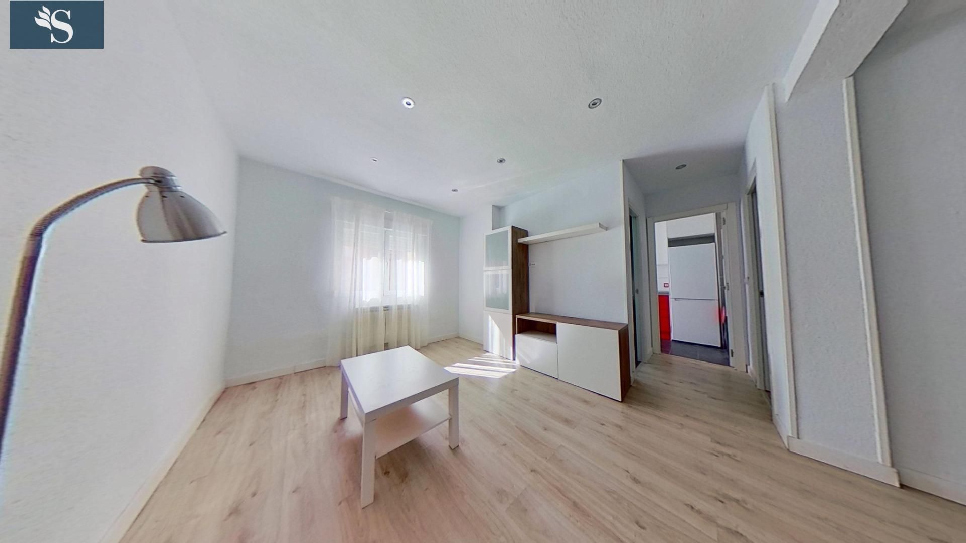 Sala de estar de Piso de alquiler en  Madrid Capital con Aire acondicionado y Calefacción