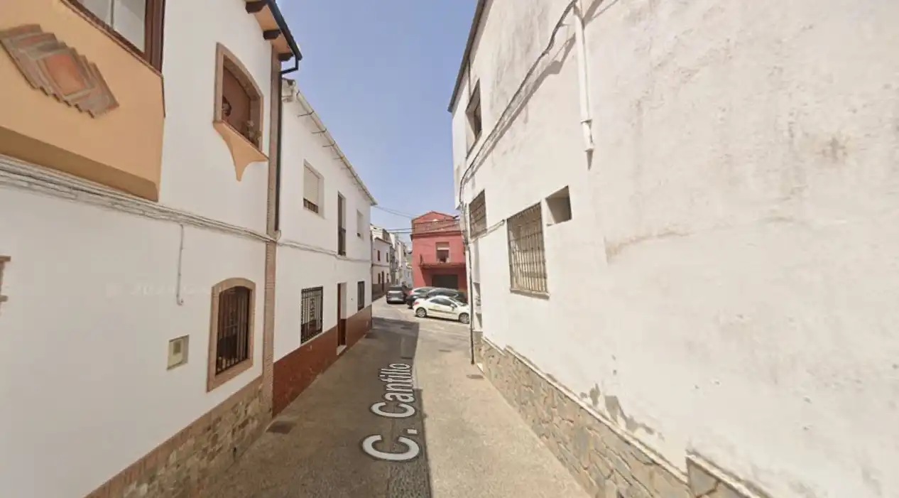 Casa en venda a Calle Cantillo