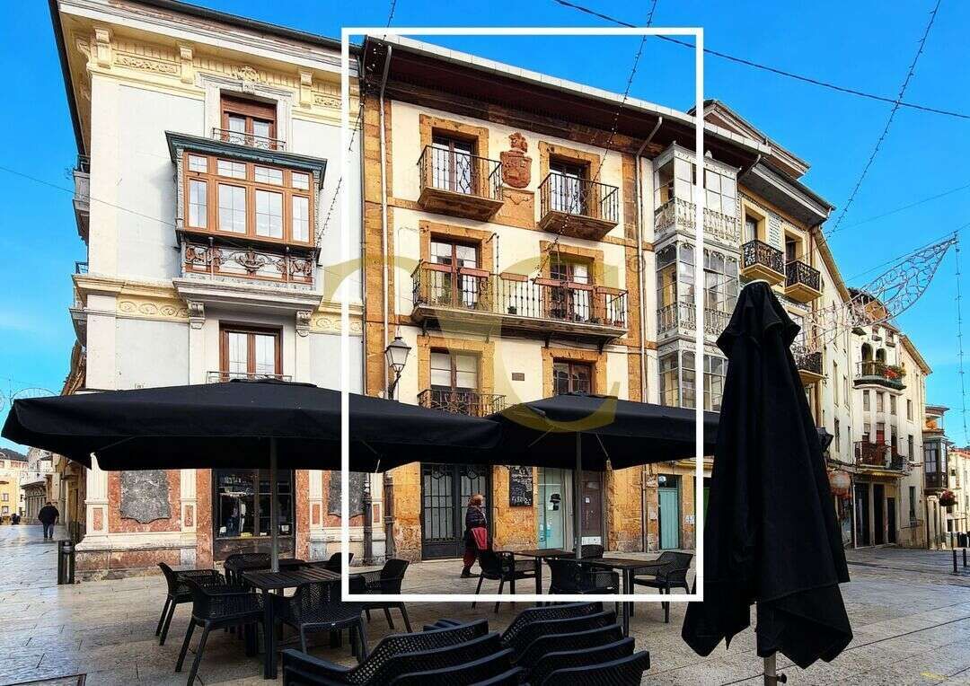 Exterior view of Building for sale in Oviedo 