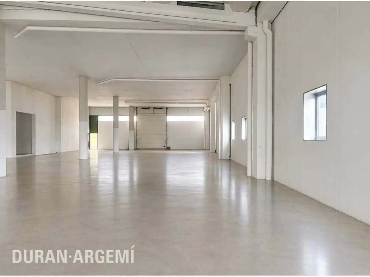 Nave industrial de alquiler en Terrassa