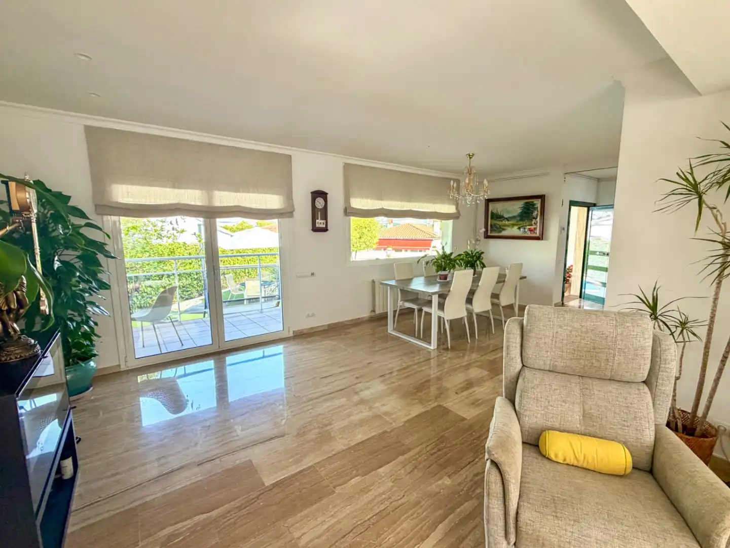 Comedor de Casa o chalet de alquiler en Sant Pere de Ribes con Aire acondicionado, Calefacción y Jardín privado