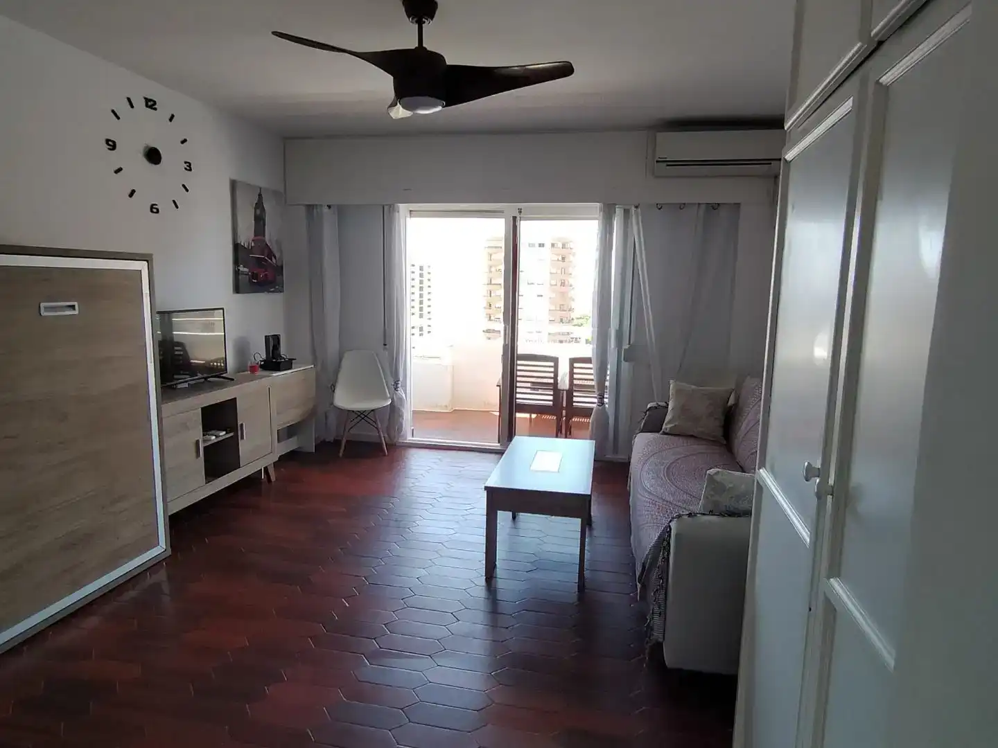 Living room of Study for rent in Aguadulce