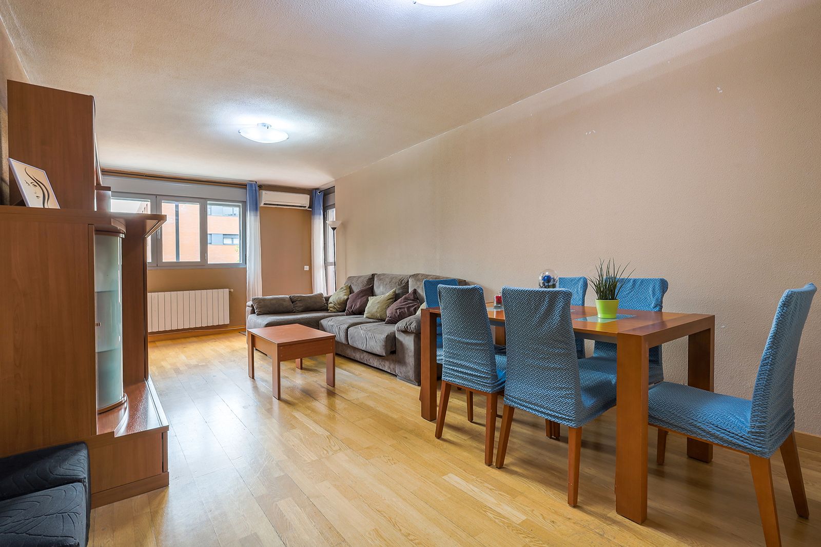 Sala d'estar de Pis en venda en Paracuellos de Jarama amb Calefacció i Terrassa