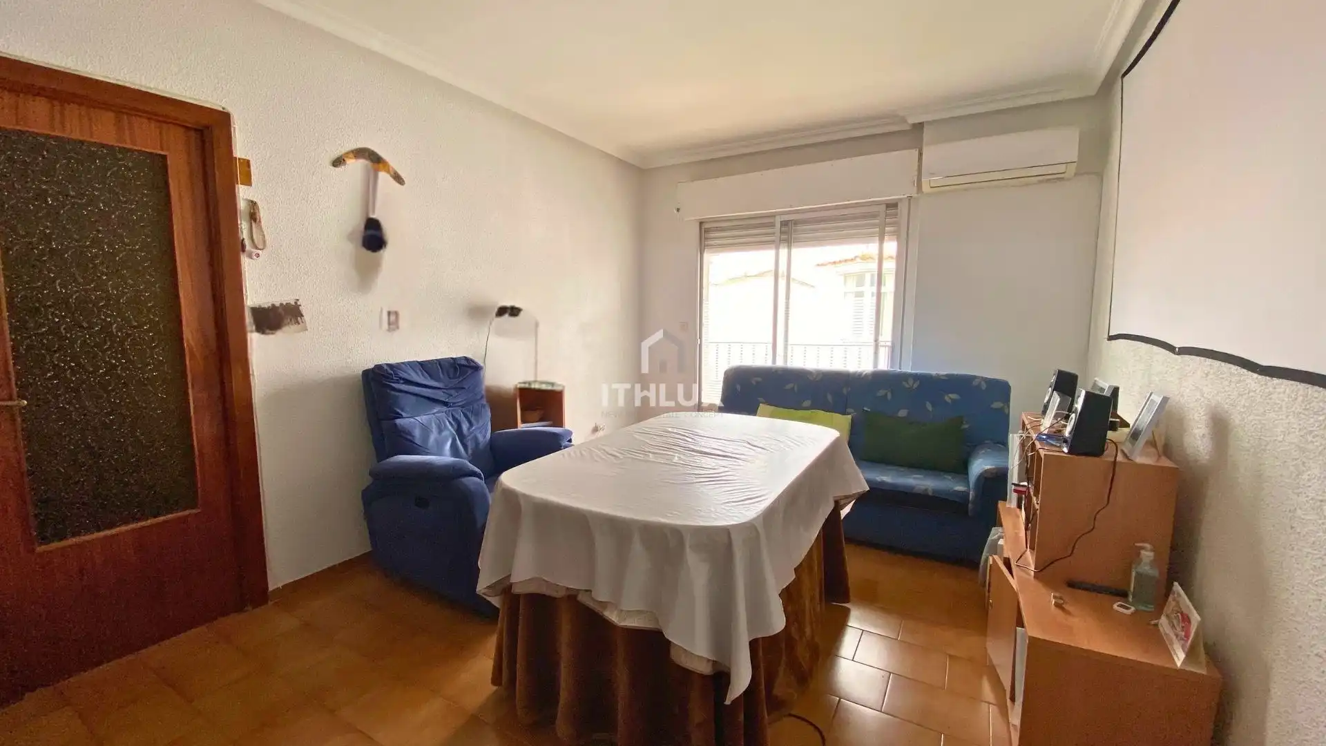 Living room of Flat for sale in Castuera  with Air Conditioner, Terrace and Storage room