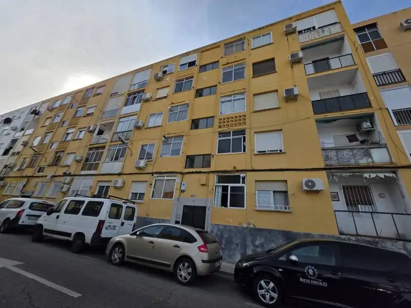 Exterior view of Flat for rent in Plasencia  with Air Conditioner and Private garden