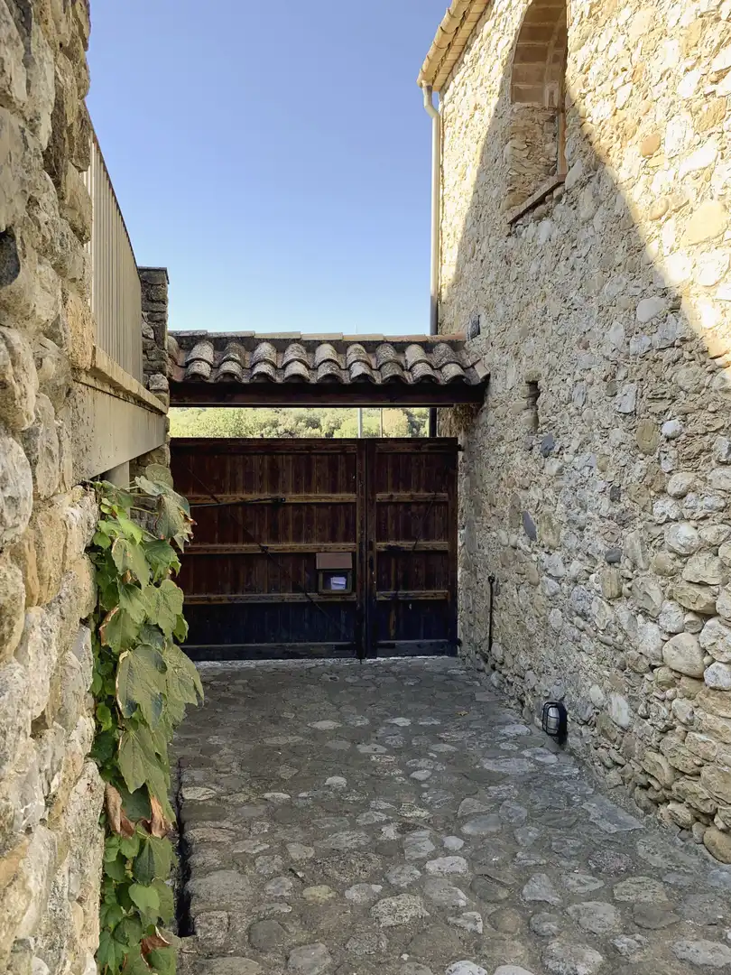 Finca rústica en venda en Cabanelles amb Calefacció, Terrassa i Moblat