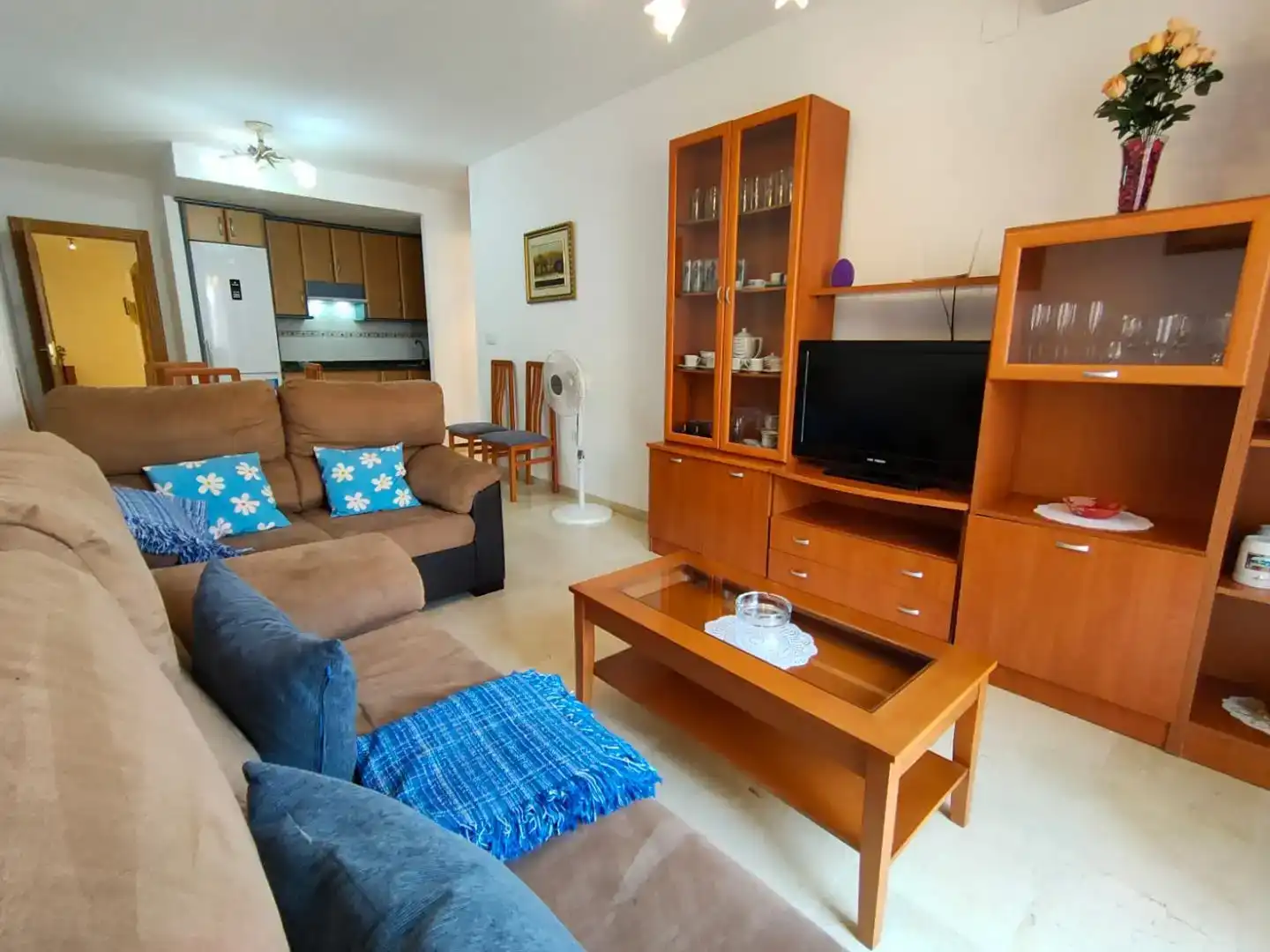 Sala de estar de Piso de alquiler en Motril con Aire acondicionado, Piscina y Amueblado