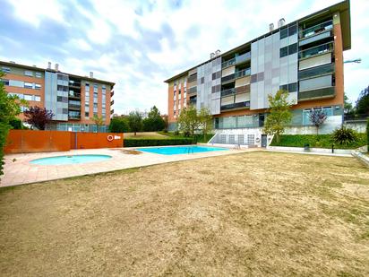 Swimming pool of Flat for sale in Sant Cugat del Vallès  with Heating, Parquet flooring and Terrace