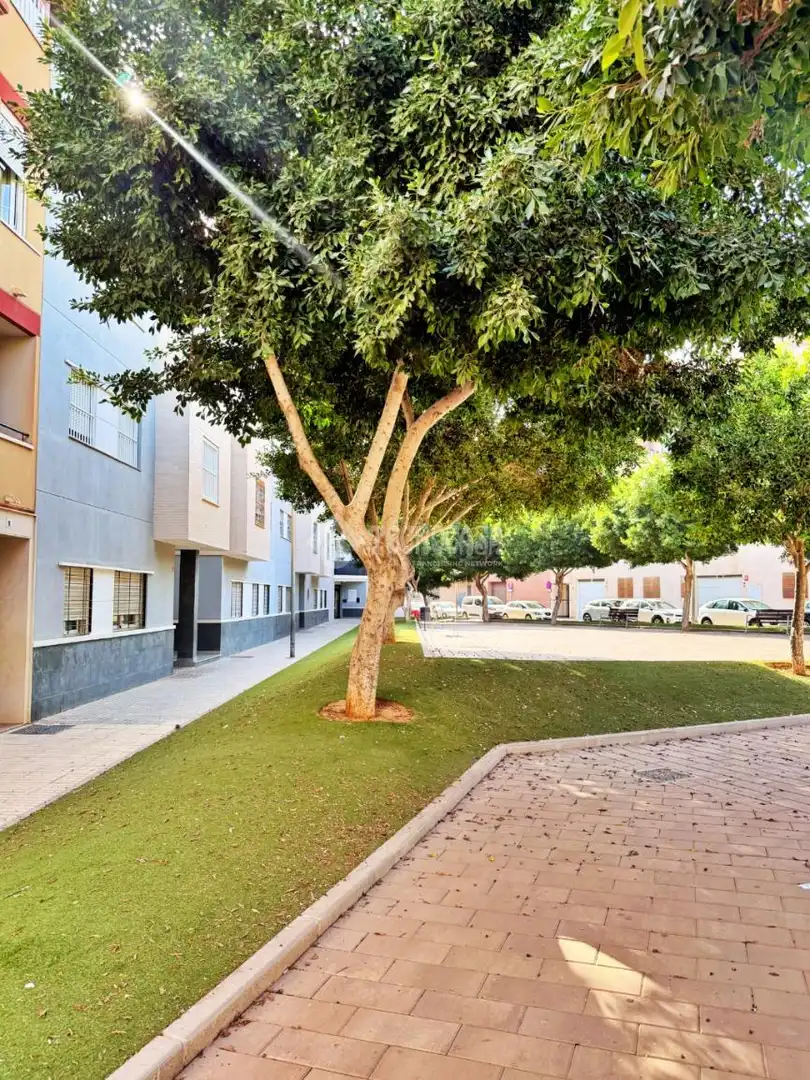 Vista exterior de Piso en venta en El Ejido