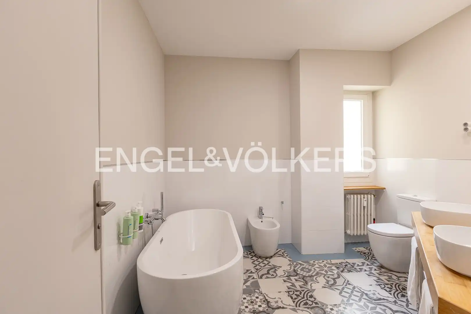 Baño de Piso de alquiler en Madrid con Aire acondicionado, Calefacción y Terraza