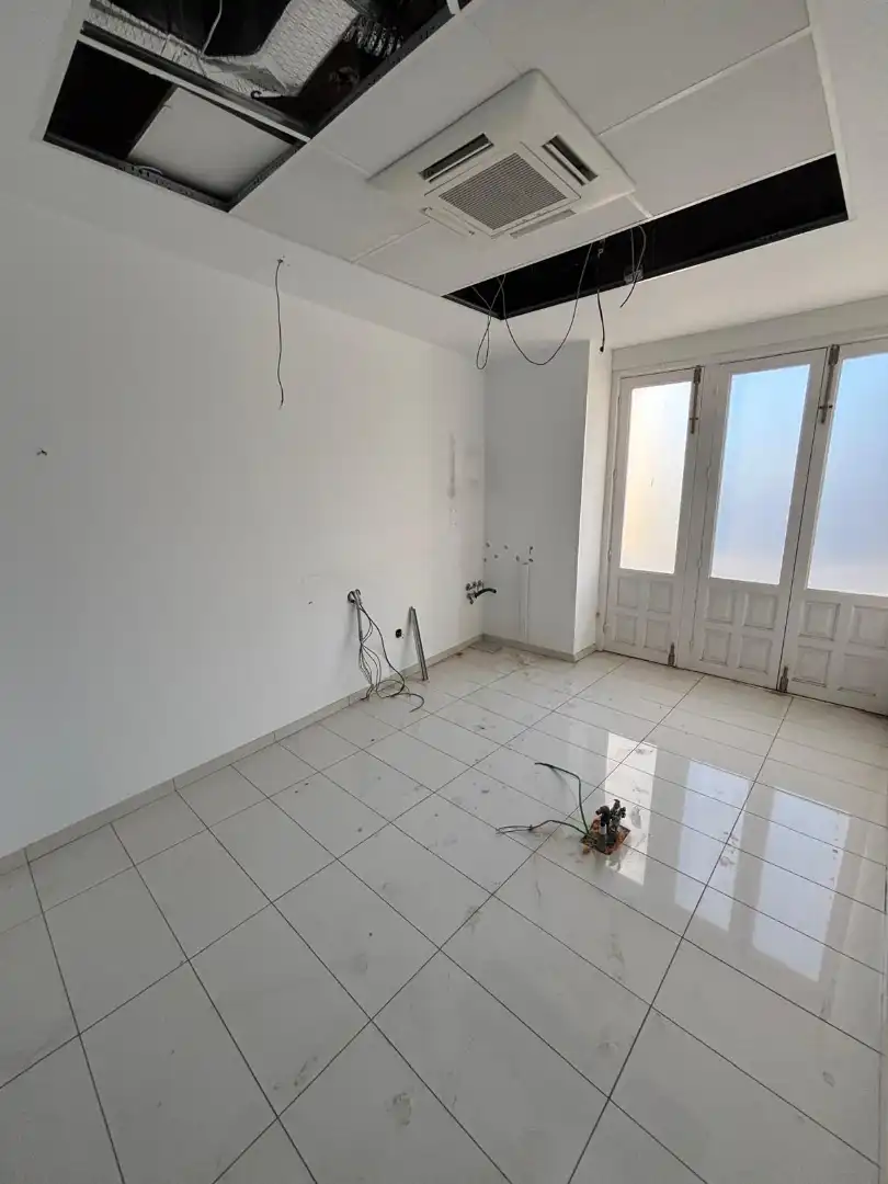 Local comercial en venda a Úbeda, imagen 12