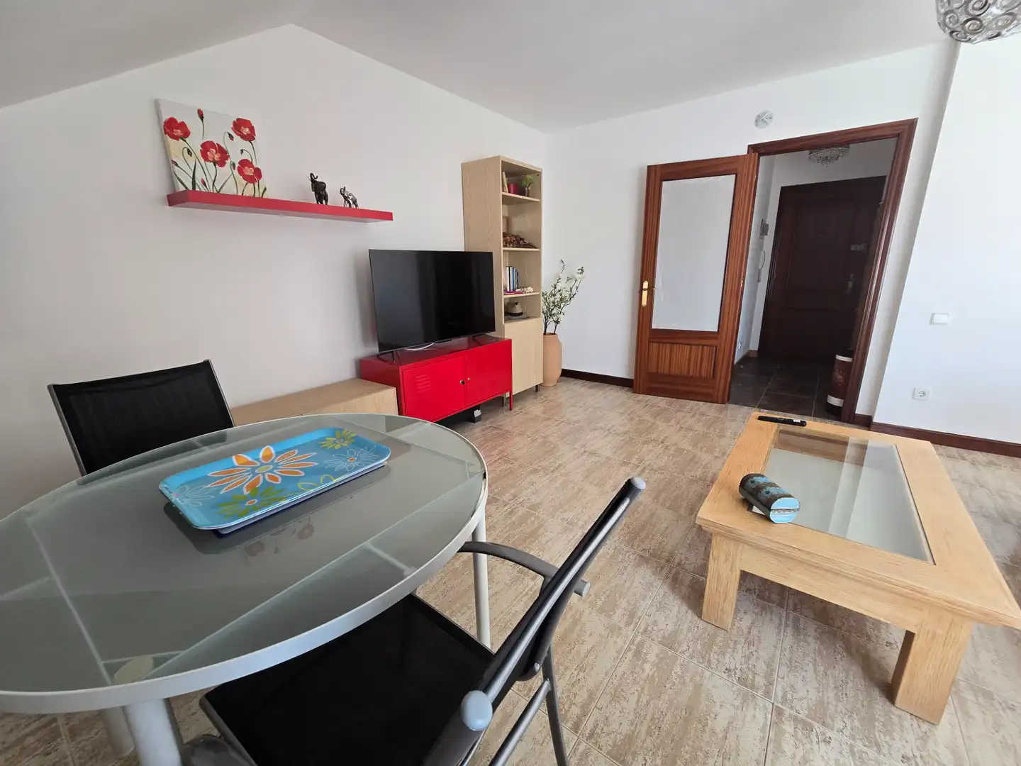 Sala d'estar de Àtic en venda en Bareyo amb Calefacció, Terrassa i Moblat