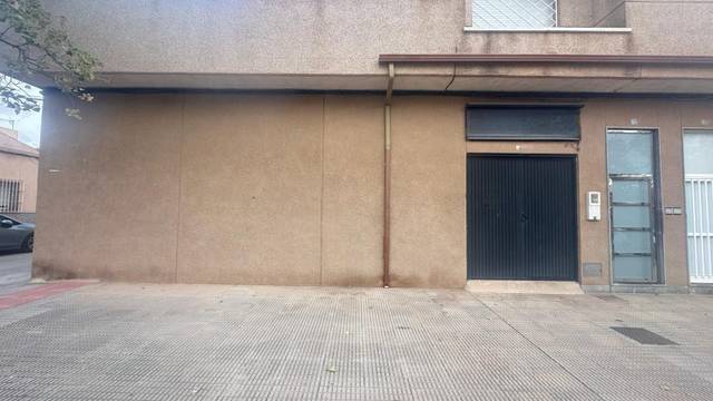 Local comercial en Venta en Los Barreros - Cuatro Santos