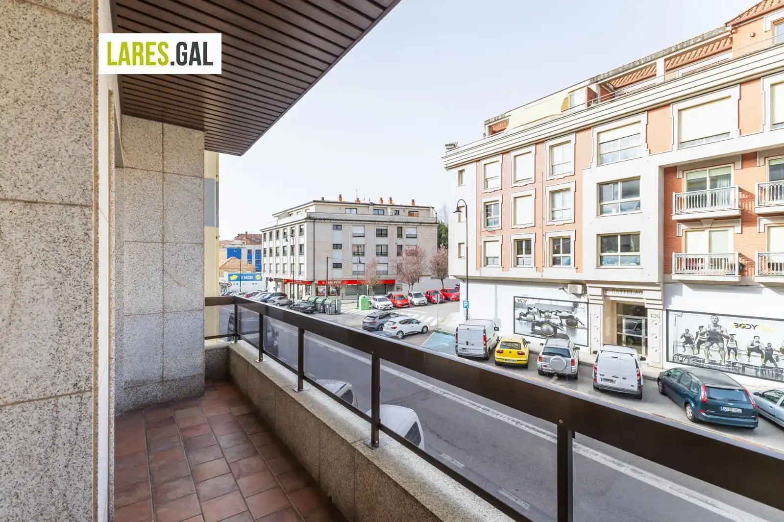 Vista exterior de Piso en venta en Cangas  con Calefacción, Terraza y Trastero