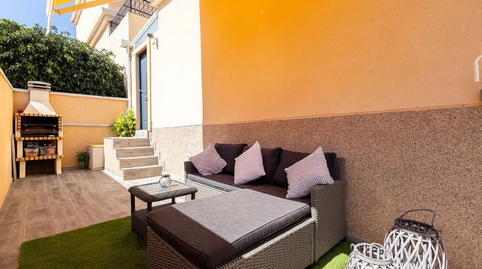 Foto 3 de Casa adosada en venta en Los Almendros, Orihuela