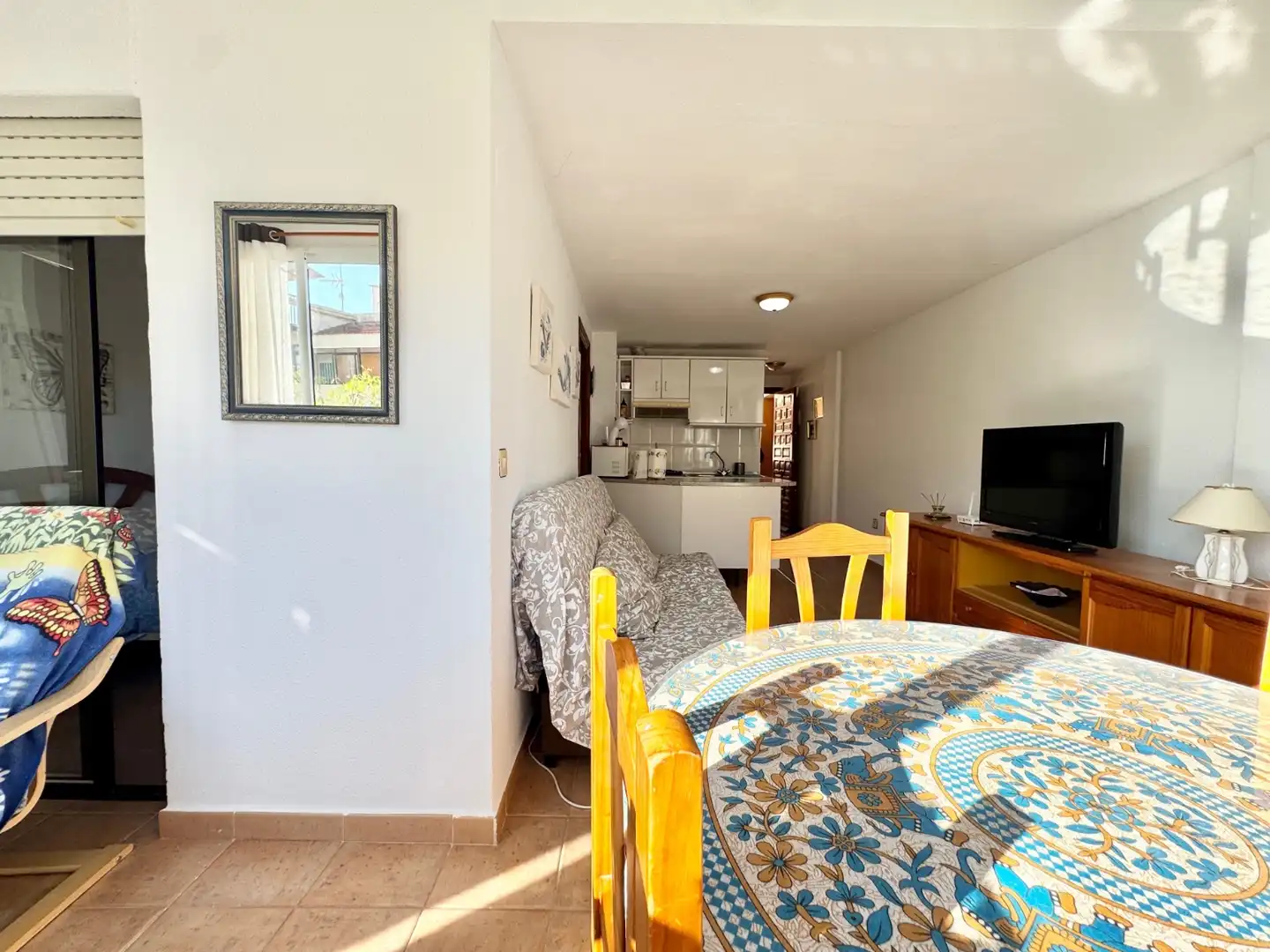 Sala de estar de Apartamento de alquiler en Orihuela con Aire acondicionado, Calefacción y Amueblado