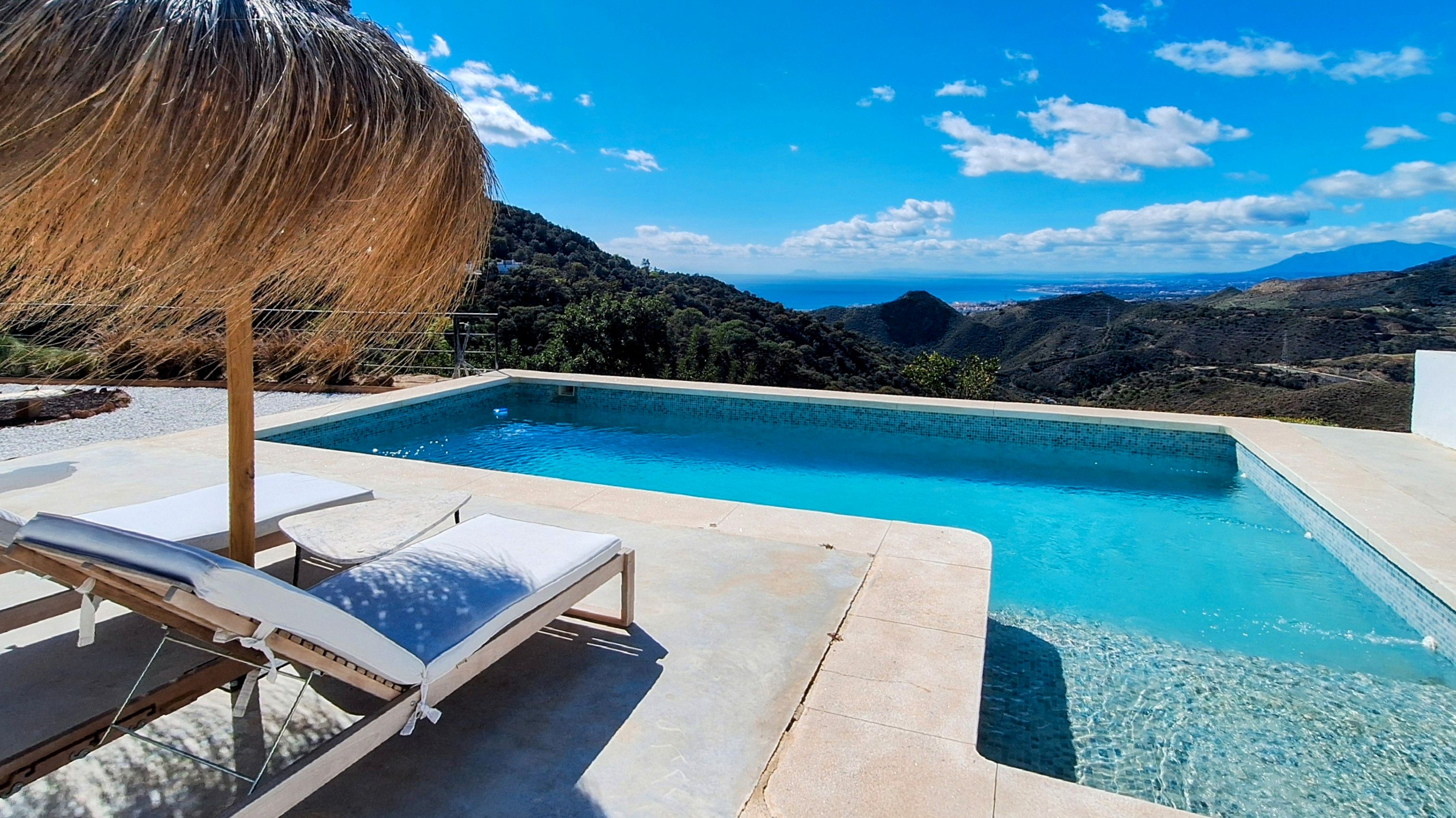Piscina de Casa o xalet en venda en Ojén amb Calefacció, Jardí privat i Terrassa