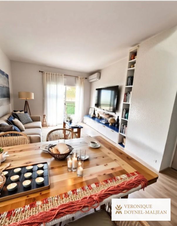 Living room of Flat for sale in Vélez-Málaga  with Terrace