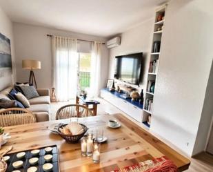 Living room of Flat for sale in Vélez-Málaga  with Terrace
