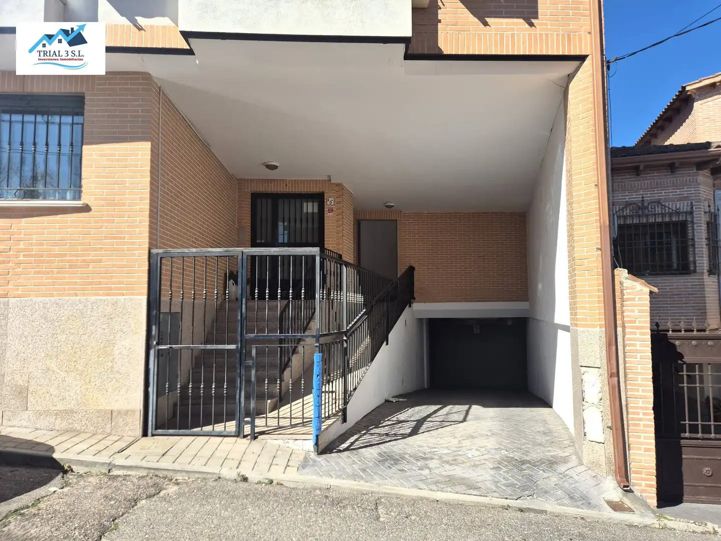 Piso con piscina en venta en Calle del Sacramental