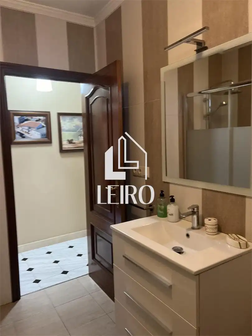 Bathroom of Houses for sale in Boiro  with Terrace, Storage room and Furnished