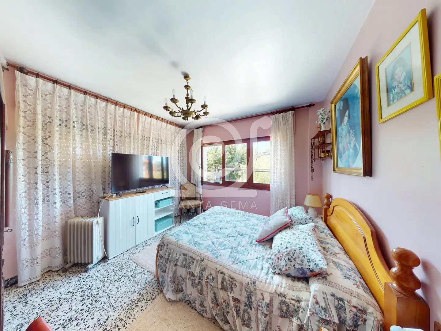 Habitación de Casa o chalet en venta en Cambre  con Jardín privado, Trastero y Amueblado