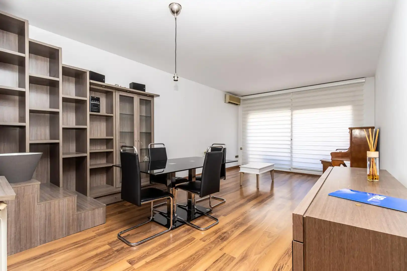 Terraced house with terrace for sale in Centre - Sant Oleguer, imagen 2