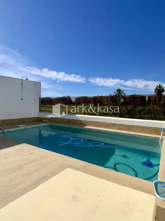 Piscina de Casa adosada en venta en Los Alcázares con Aire acondicionado, Calefacción y Terraza