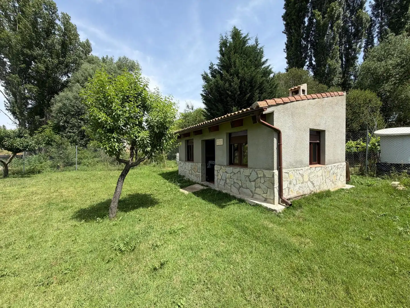 Vista exterior de Finca rústica en venta en Sepúlveda con Jardín privado, Trastero y Amueblado