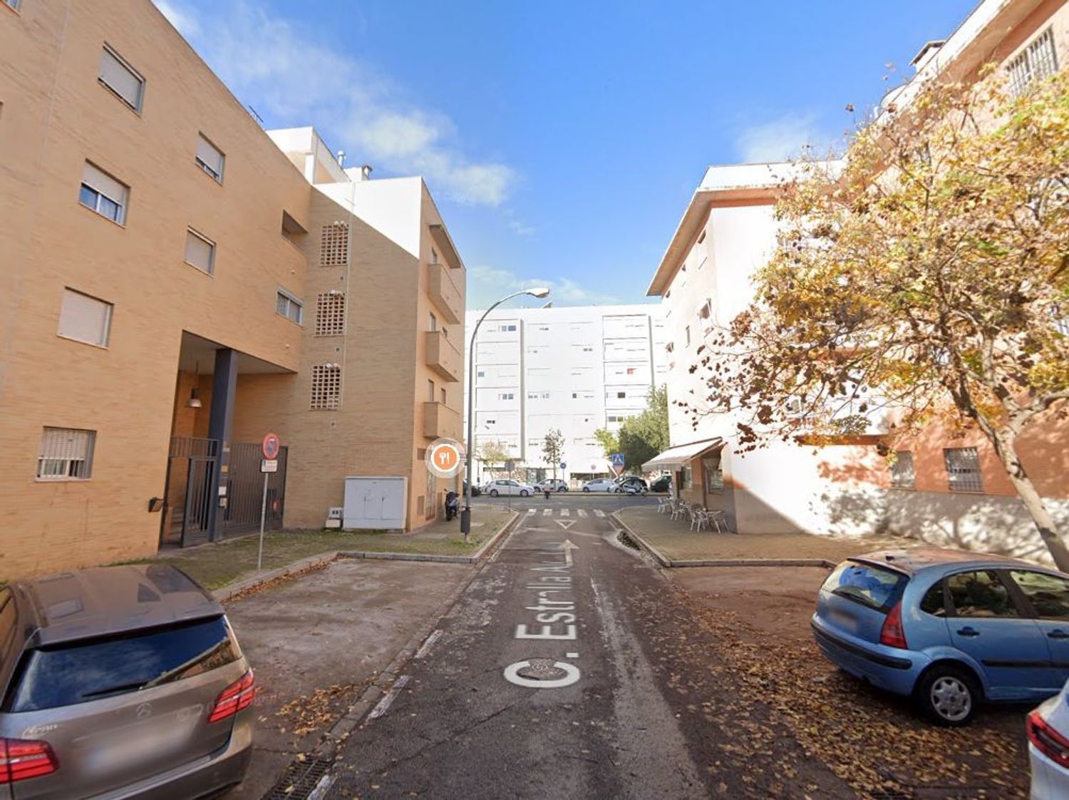 Vista exterior de Pis en venda en  Sevilla Capital