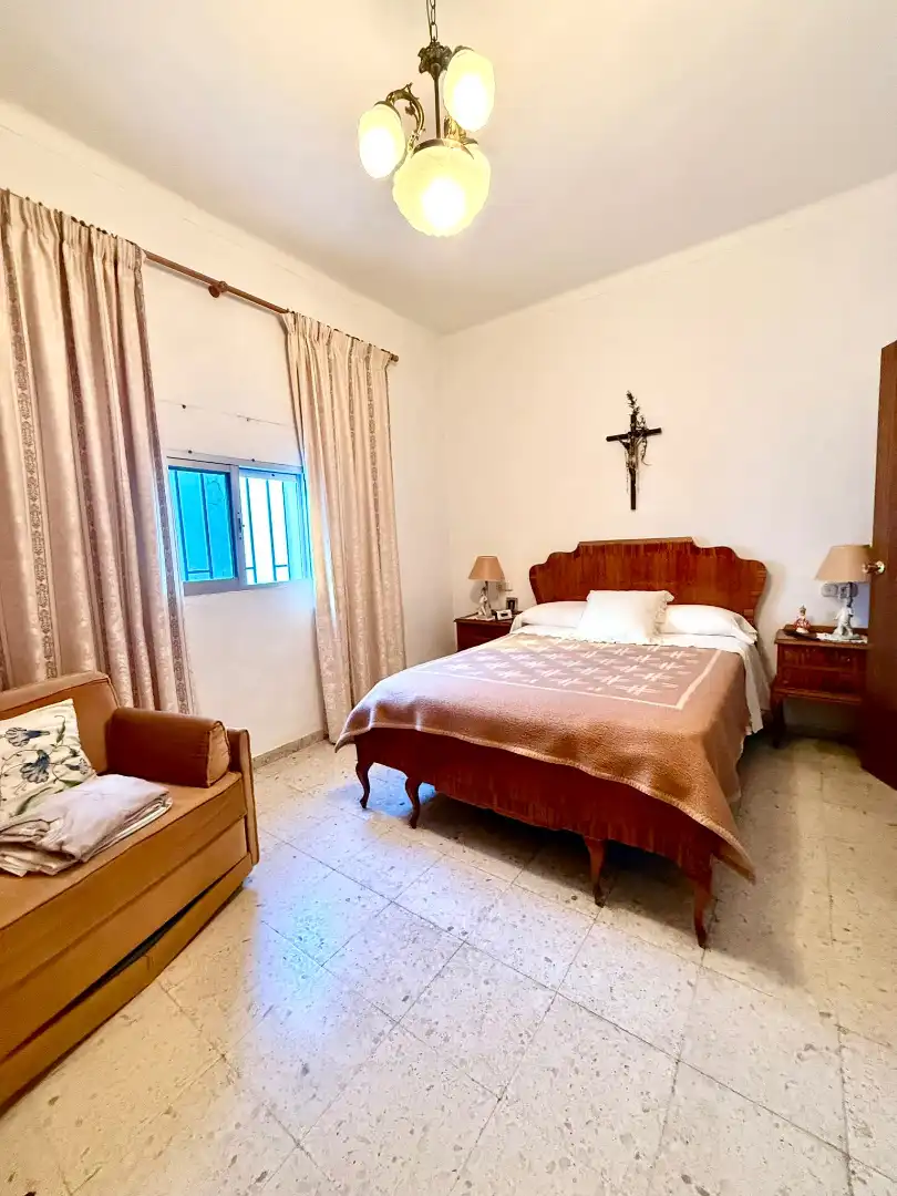 Schlafzimmer von Einfamilien-Reihenhaus zum Verkauf in Tarifa mit Terrasse