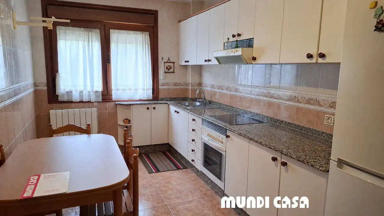 Küche von Wohnungen zum Verkauf in Boiro mit Heizung, Terrasse und Abstellraum
