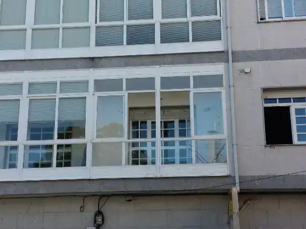 Vista exterior de Pis en venda en Maceda amb Parquet, Traster i Moblat