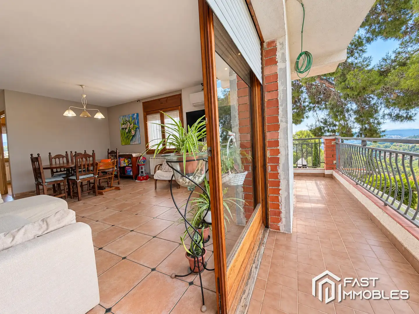 Terraza de Casa adosada en venta en Ponent