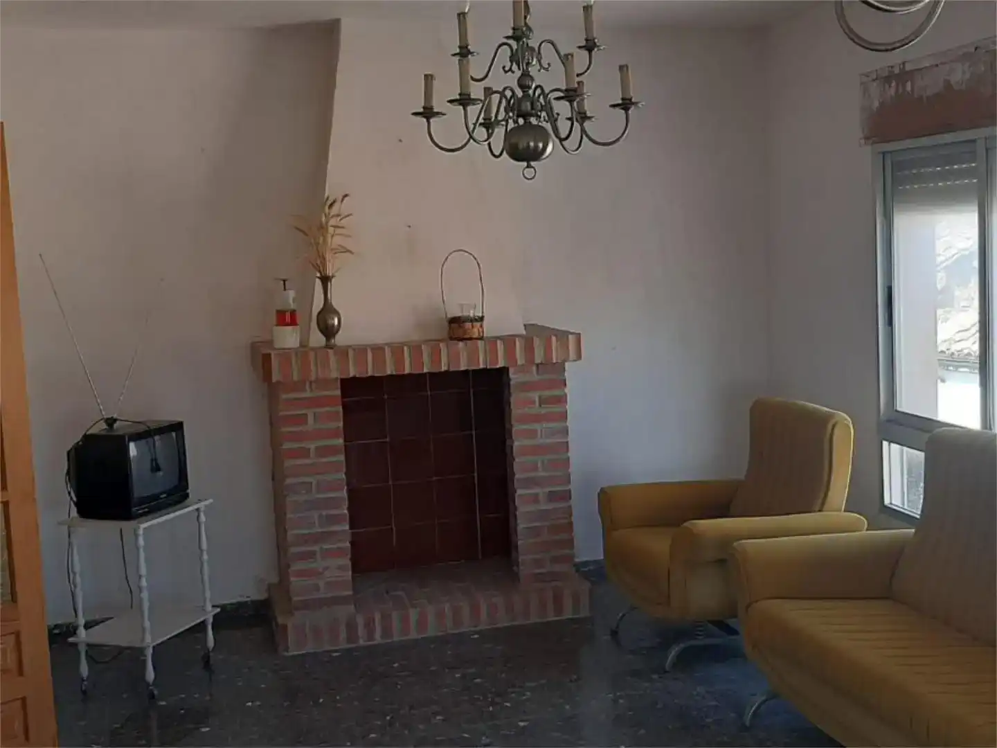 Sala de estar de Piso en venta en Sarrión con Trastero y Amueblado