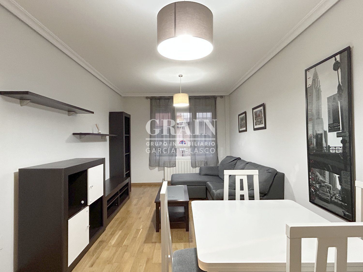 Sala de estar de Piso en venta en  Albacete Capital con Calefacción y Trastero
