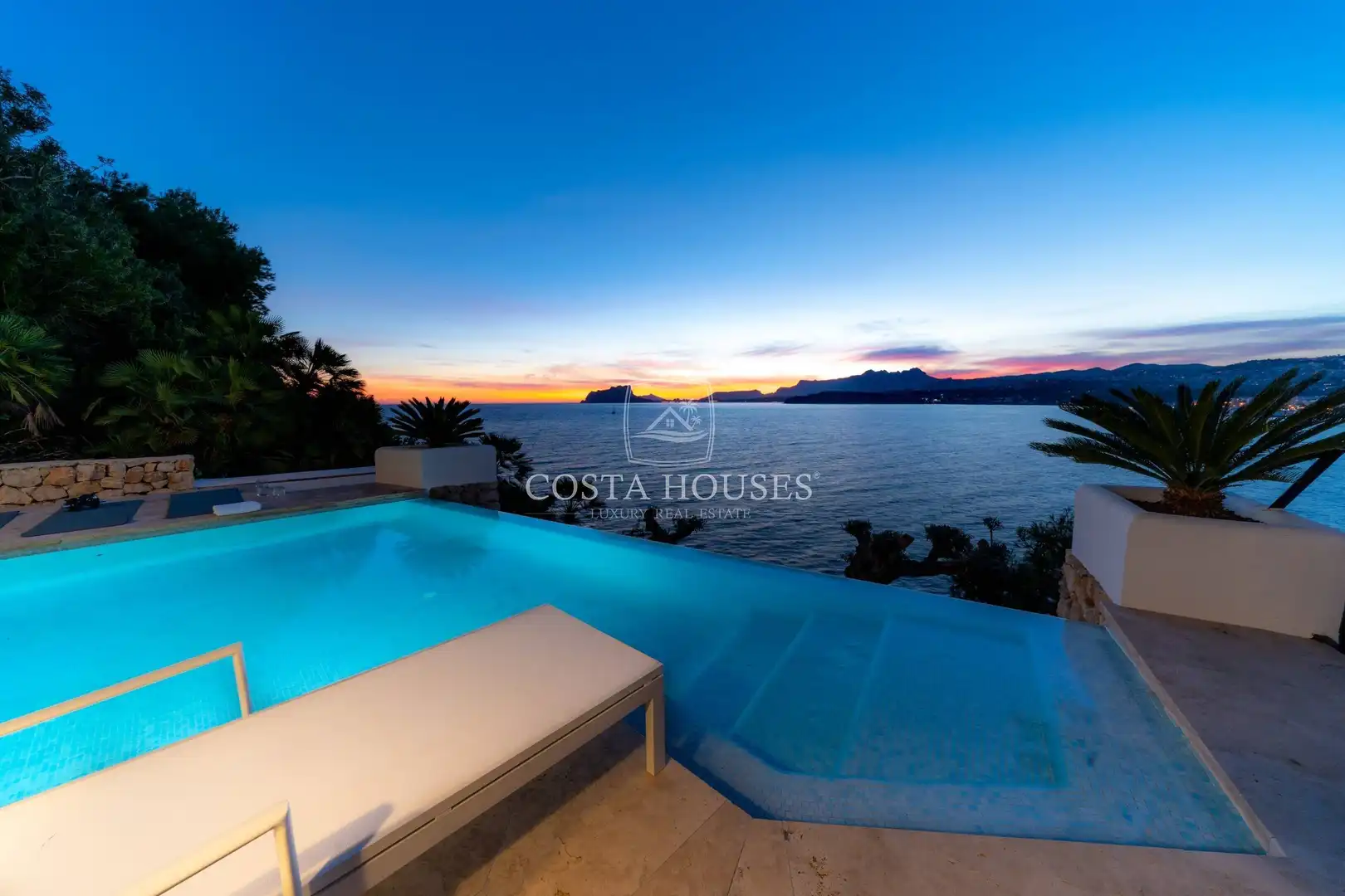 Exterior view of Houses for sale in Moraira  with Air Conditioner, Private garden and Terrace