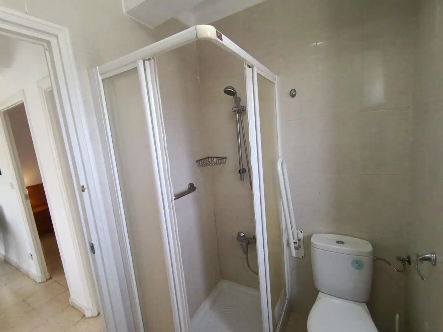 Baño de Piso en venta en Málaga con Aire acondicionado y Terraza