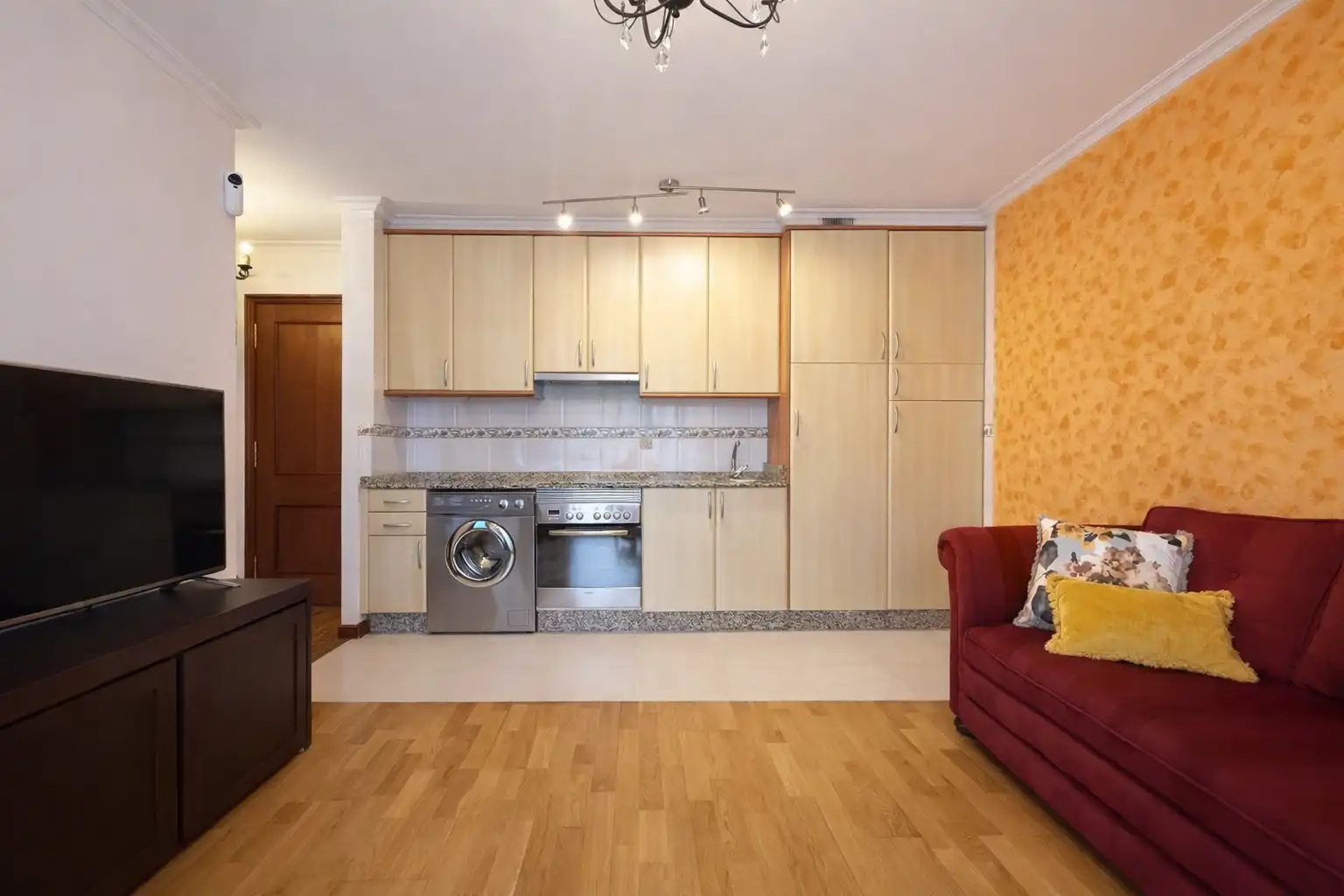 Cocina de Piso en venta en Vigo  con Calefacción, Parquet y Trastero