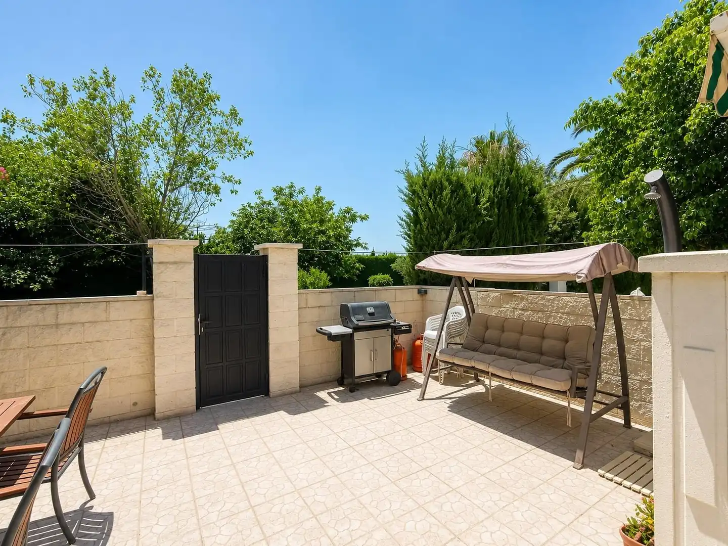 Terrassa de Casa o xalet en venda en El Campello amb Aire condicionat, Jardí privat i Terrassa