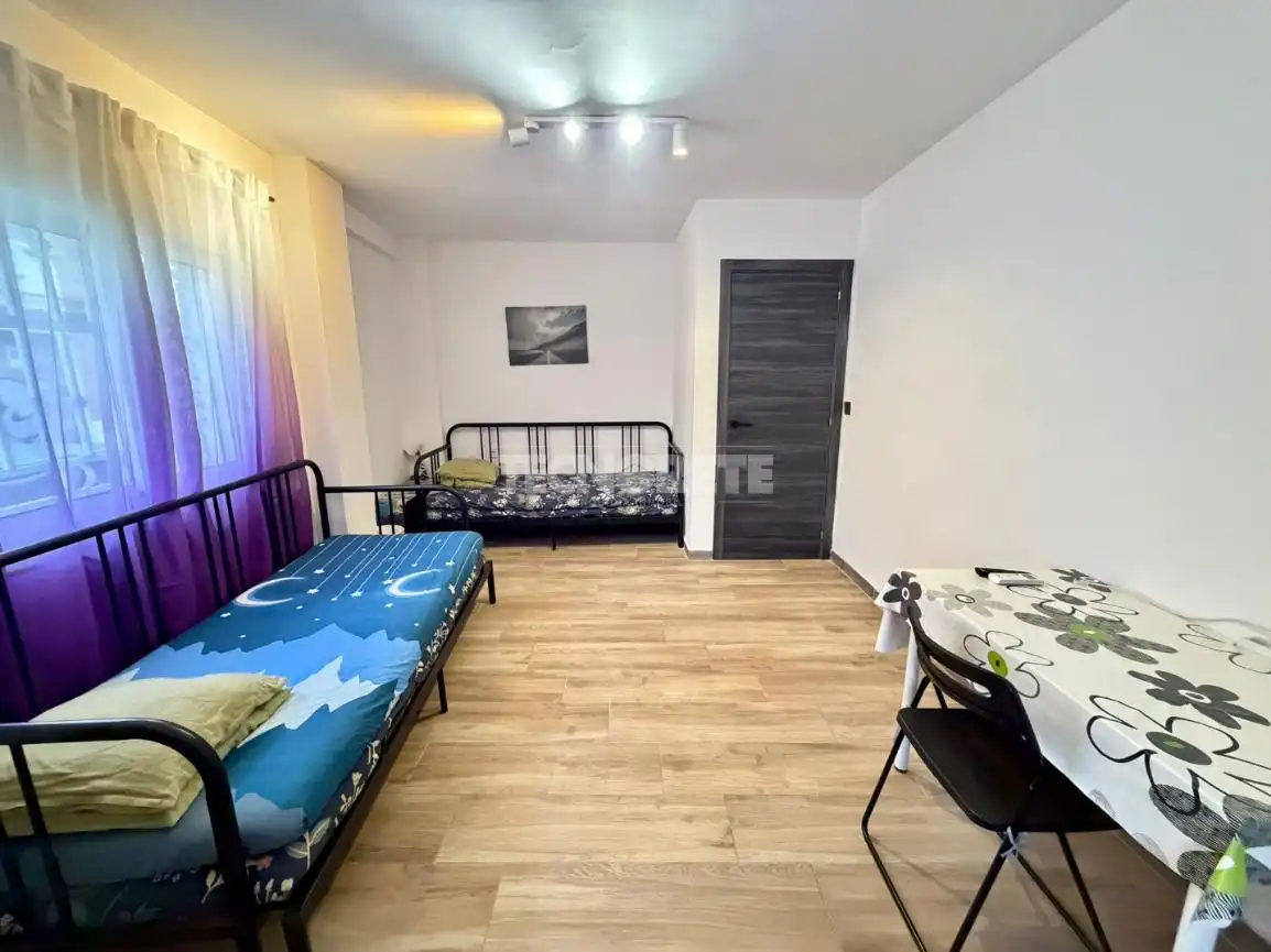 Habitación de Piso en venta en Madrid con Aire acondicionado y Calefacción