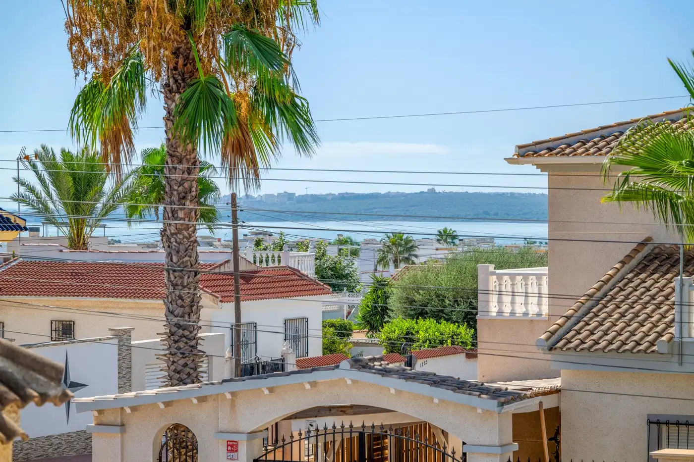 Vista exterior de Casa o chalet en venta en Rojales con Calefacción, Jardín privado y Terraza