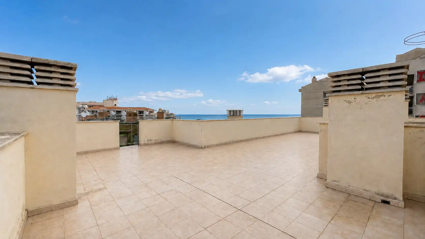 Ático con piscina en venta en Miami Platja, imagen 20