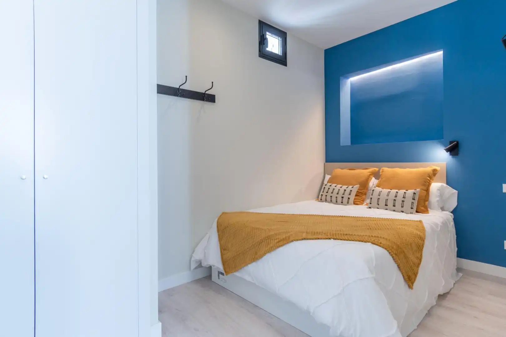 Schlafzimmer von Wohnung zur Miete in Madrid mit Klimaanlage und Möbliert