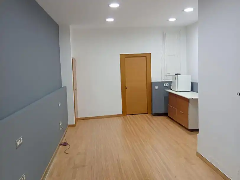 Local en venda en Barcelona amb Aire condicionat, Calefacció i Parquet