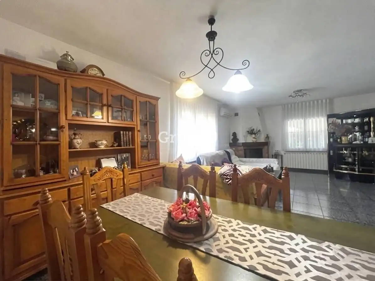 Sala d'estar de Casa o xalet en venda en Alcoletge amb Calefacció, Jardí privat i Traster